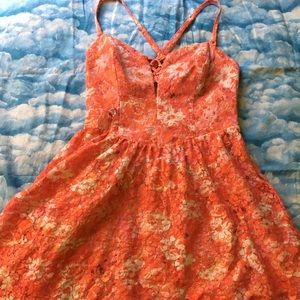 Lovely lace dress 👗